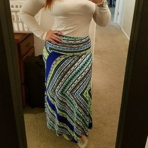 Maxi skirt
